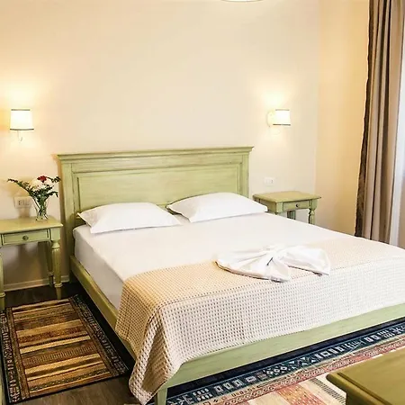 Hotel Bregu